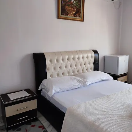 Zotkaj Bed & Breakfast *