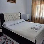 Zotkaj فندق مبيت وإفطار بيرات